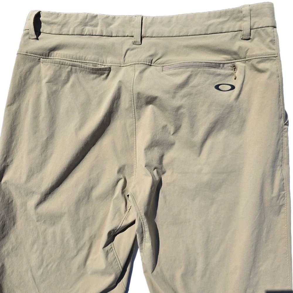 Oakley‎ Terrain Perf Pants 34x32 (Fits 34x30.5) Khaki Golf Hiking Gorpcore Tech